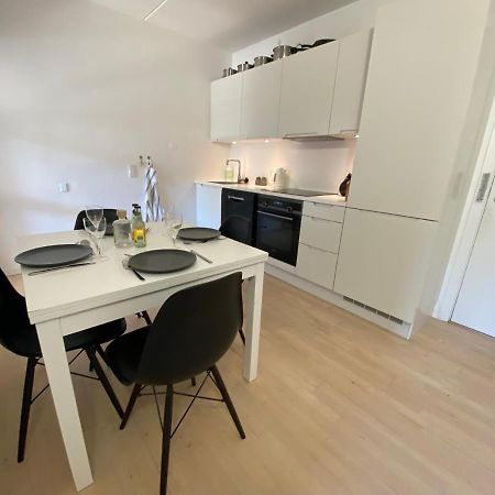 Central Copenhagen Apt With Balcony, Free Parking W Elevator Exterior foto